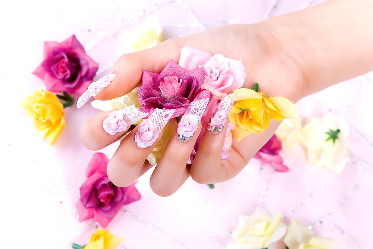 Memilih Desain Nail Art