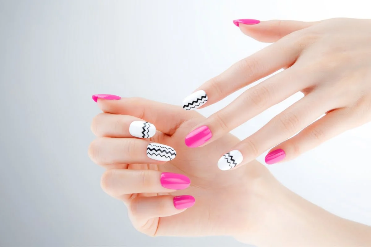 nail art cantik