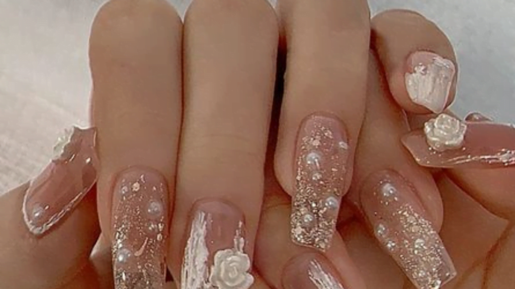 Nail art untuk wedding