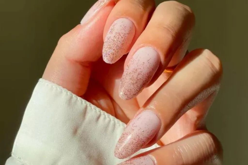 Ide nail art wisuda