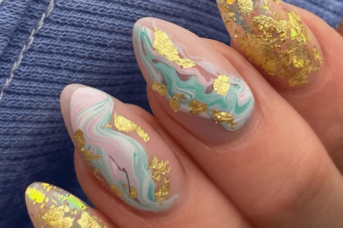 Ide nail art wisuda