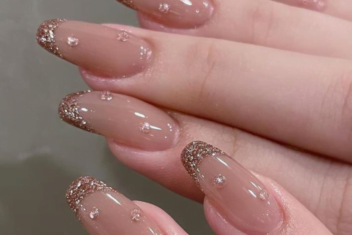 nail art simple elegant