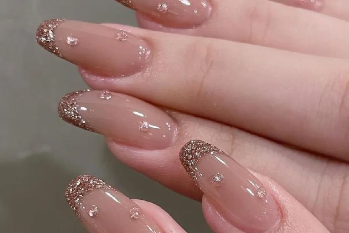 nail art simple elegant