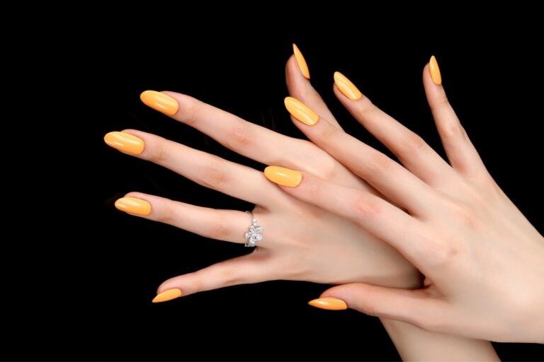 5 Tips Bikin Nail Art Awet dan Tahan Lama, Nggak Gampang Ngelupas!