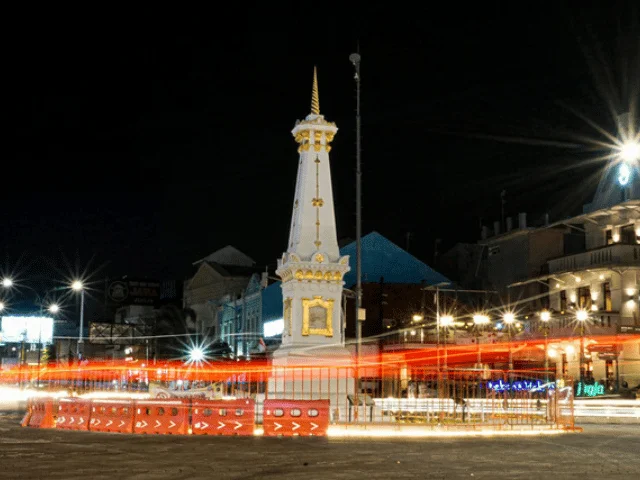 wisata malam jogja tugu jogja