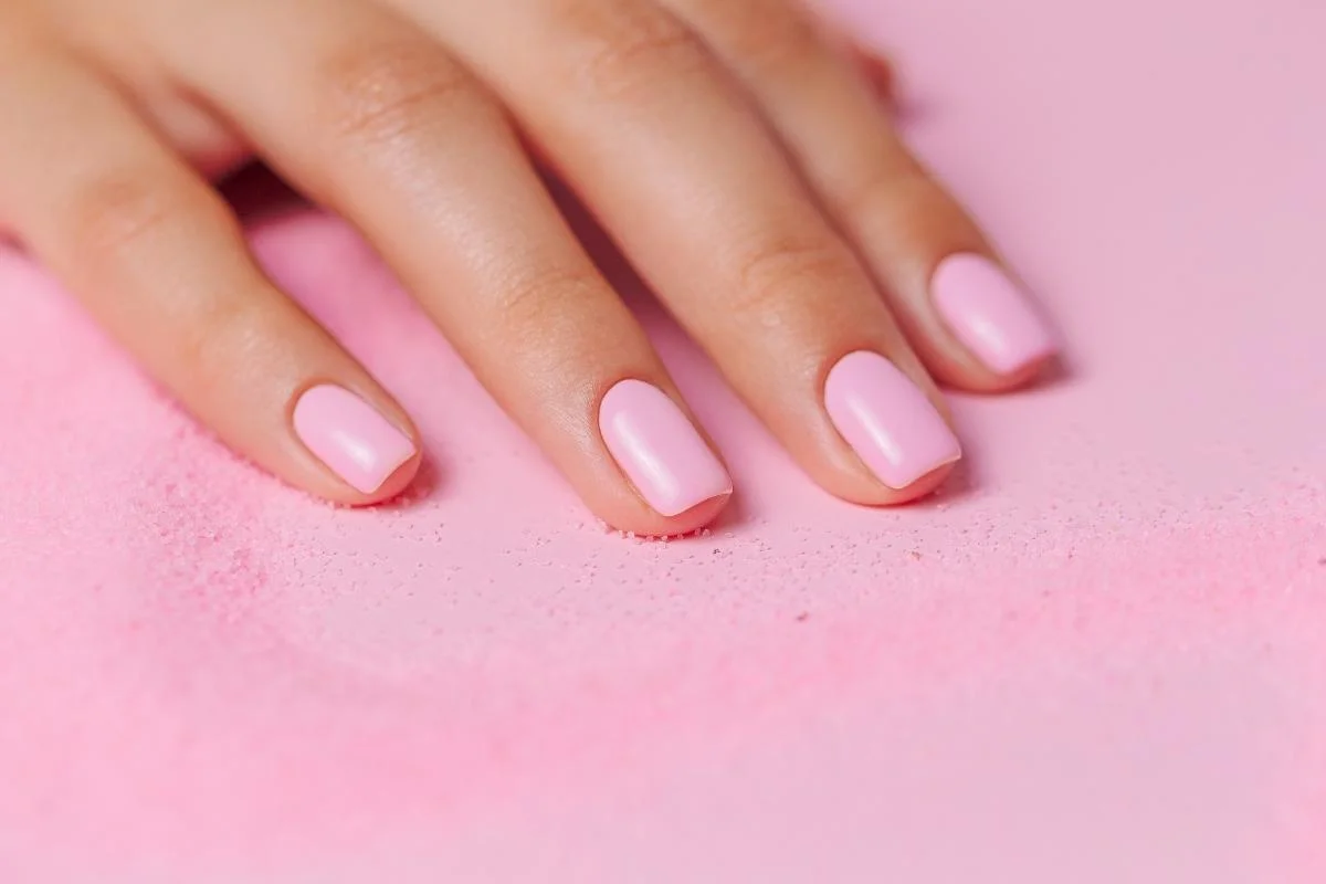 desain nail art untuk kuku pendek