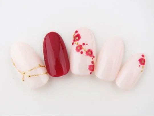 Nail art Imlek simple