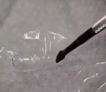 nail art ombre dengan plastic wrapping