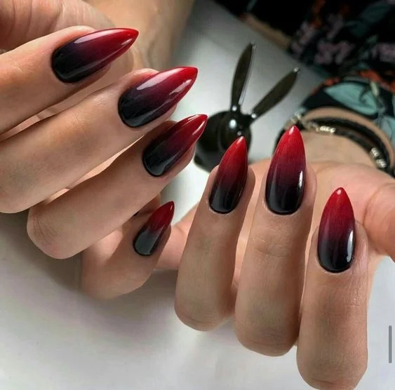 tips memilih design nail art maroon