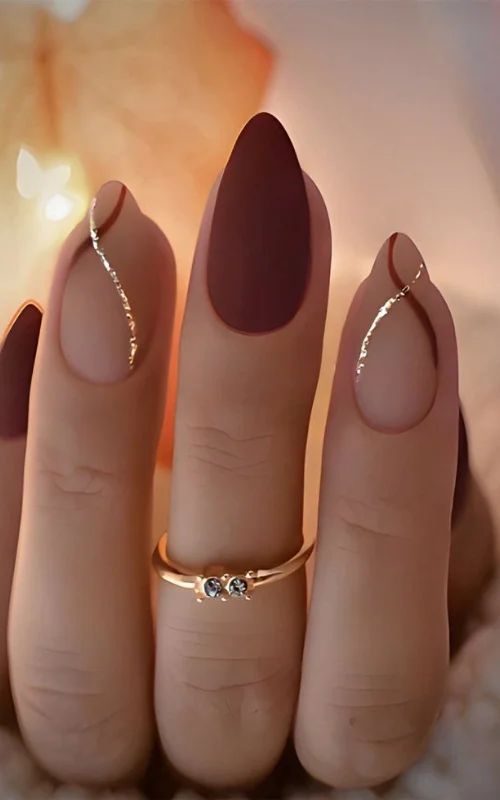 Nail art polos French melengkung