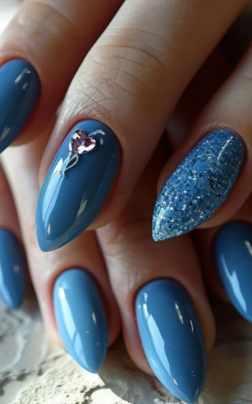 Nail Art Biru Mewah Dan Elegan