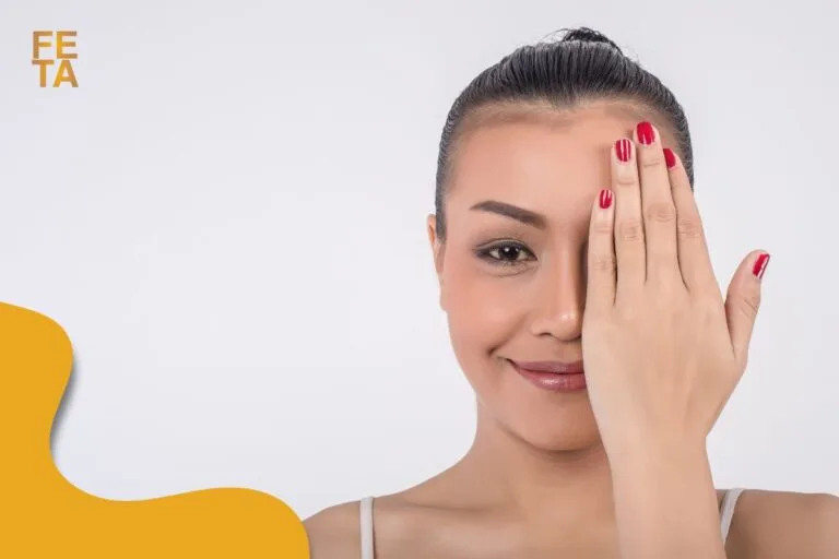 Tampil Menyala dan Mewah dengan Nail Art Warna Merah: Teknik & Ide Desain