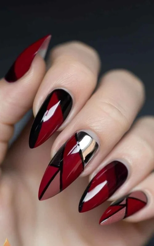 ide design Nail art warna merah geometric
